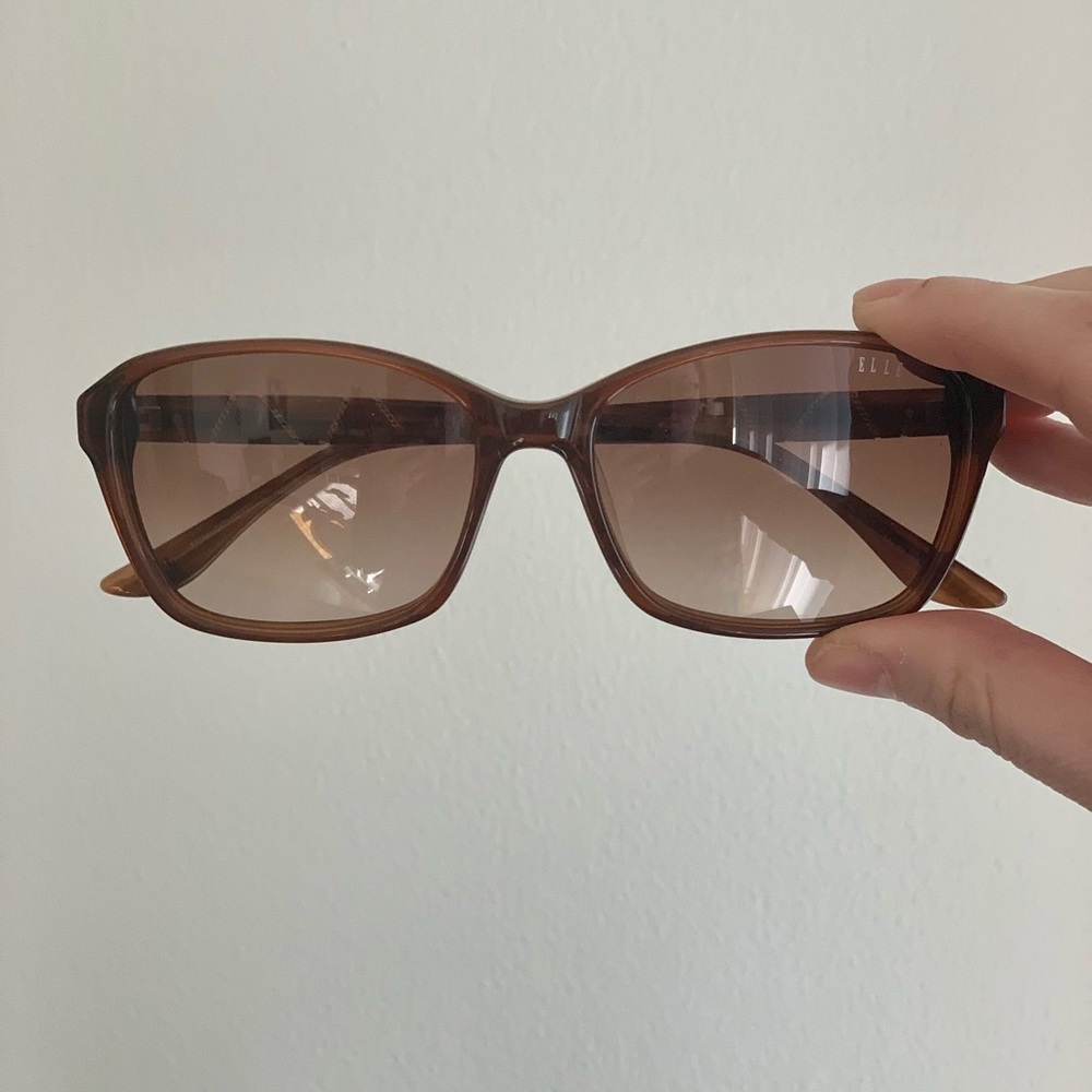 NWOT Elle sunglasses